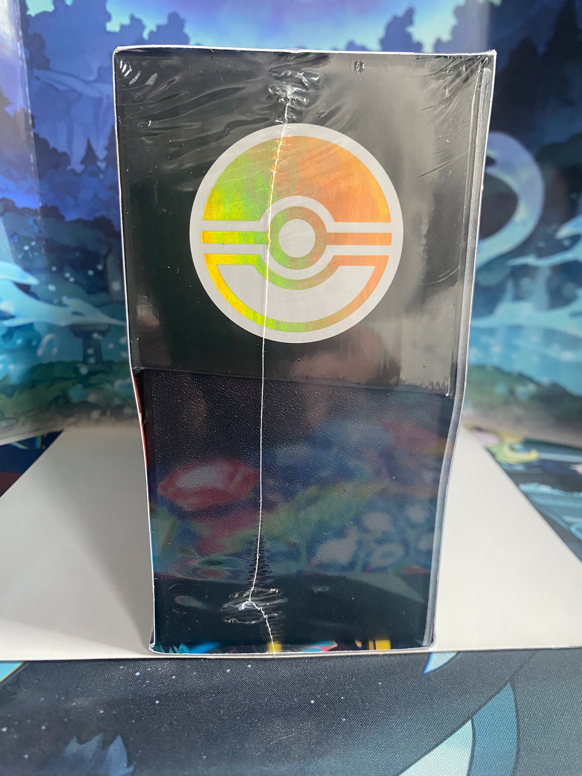 Mega Evolution Gardevoir Pokémon Center ETB rechter zijkant