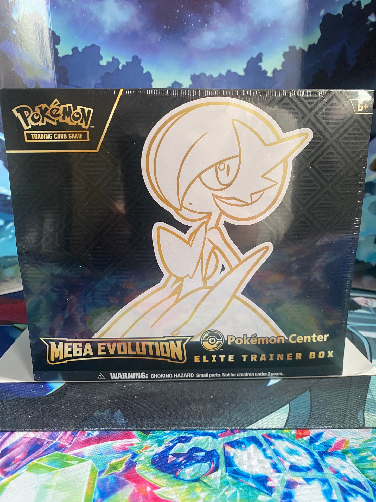 Mega Evolution Gardevoir Pokémon Center ETB voorkant