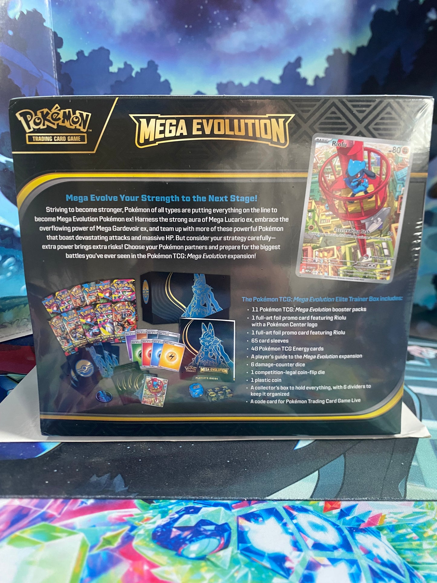 Mega Evolution Lucario Pokémon Center ETB achterkant