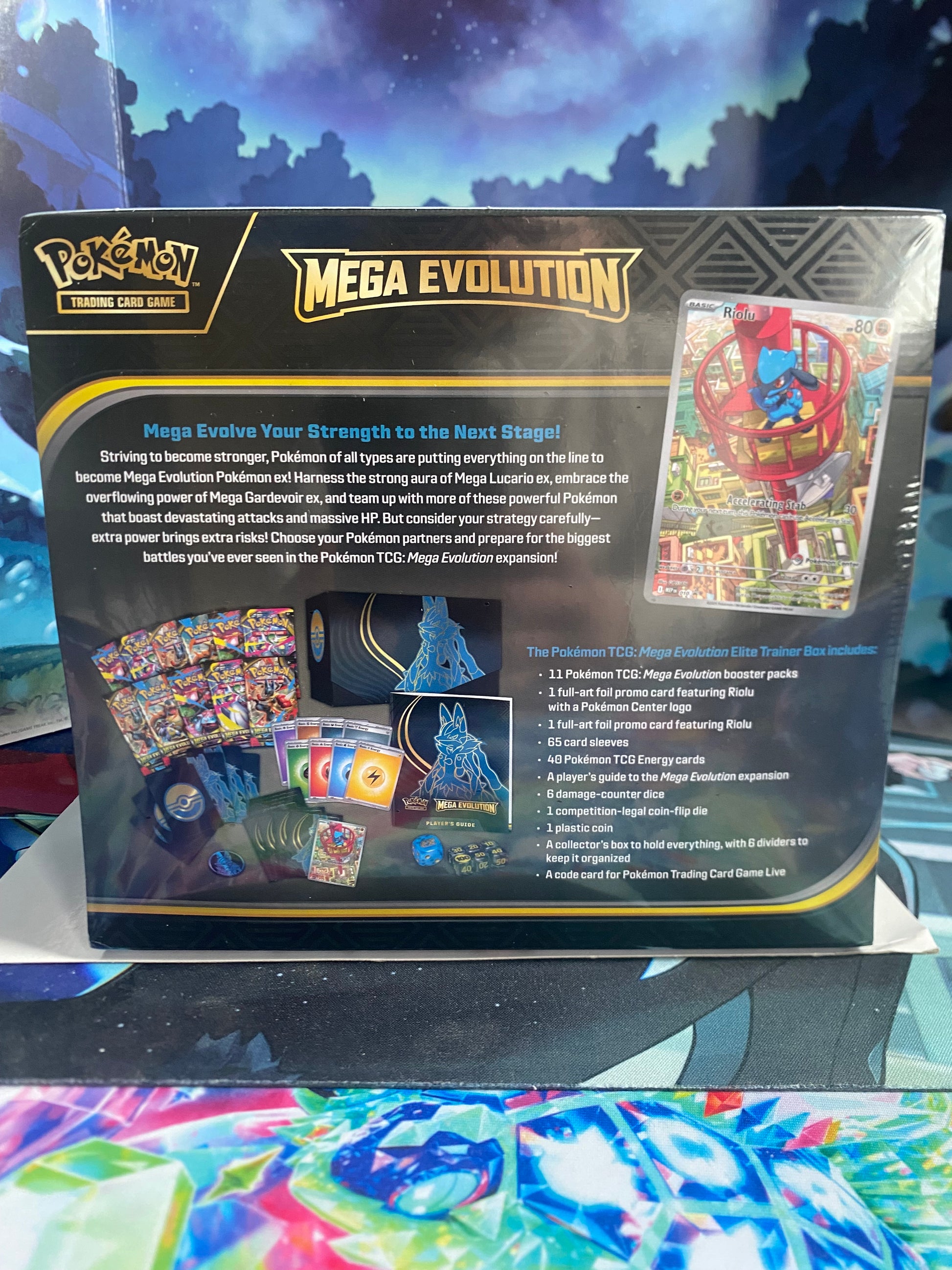 Mega Evolution Lucario Pokémon Center ETB achterkant