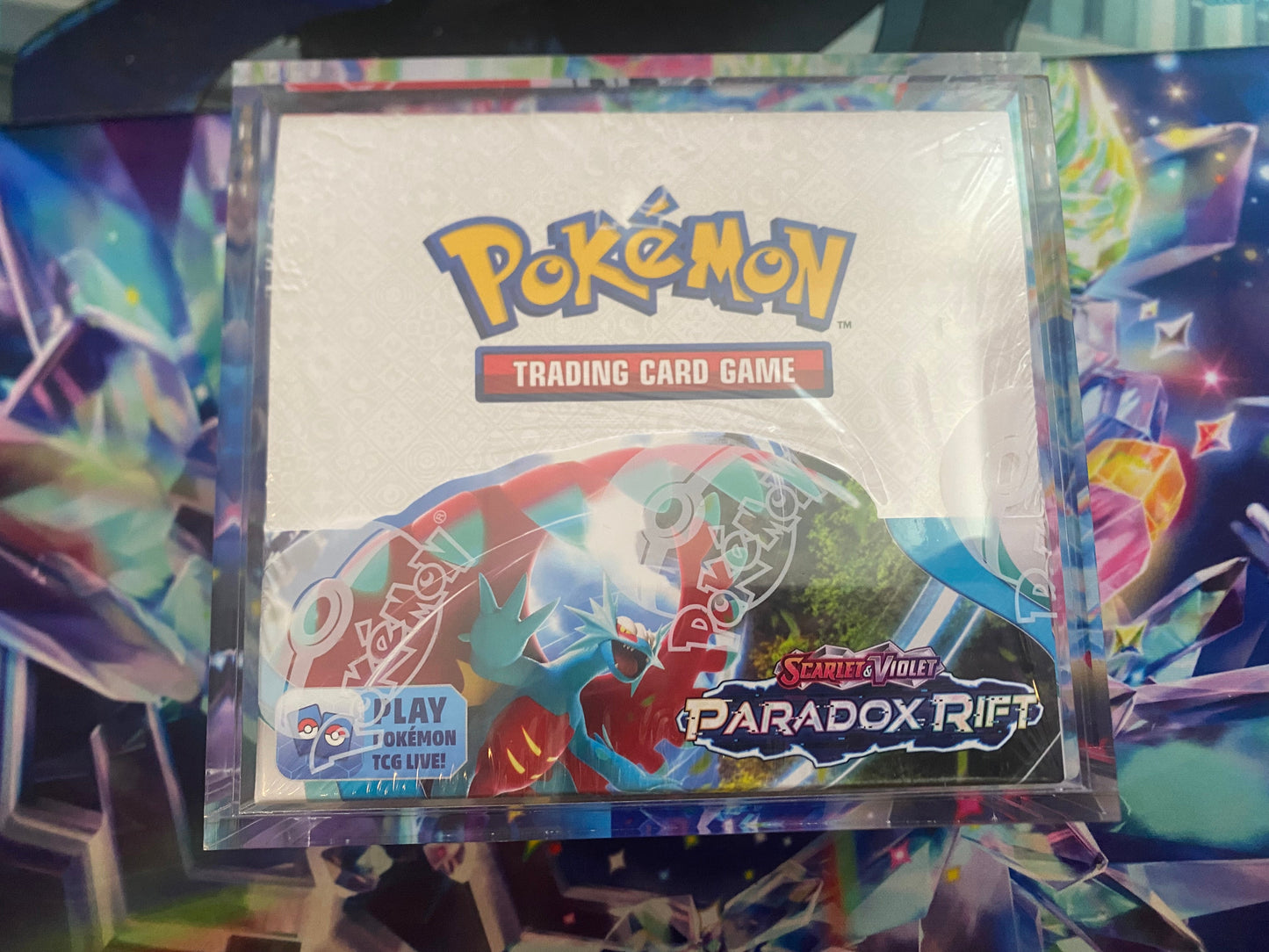 Paradox Rift Booster Box Inclusief Acryl Sealed Collector