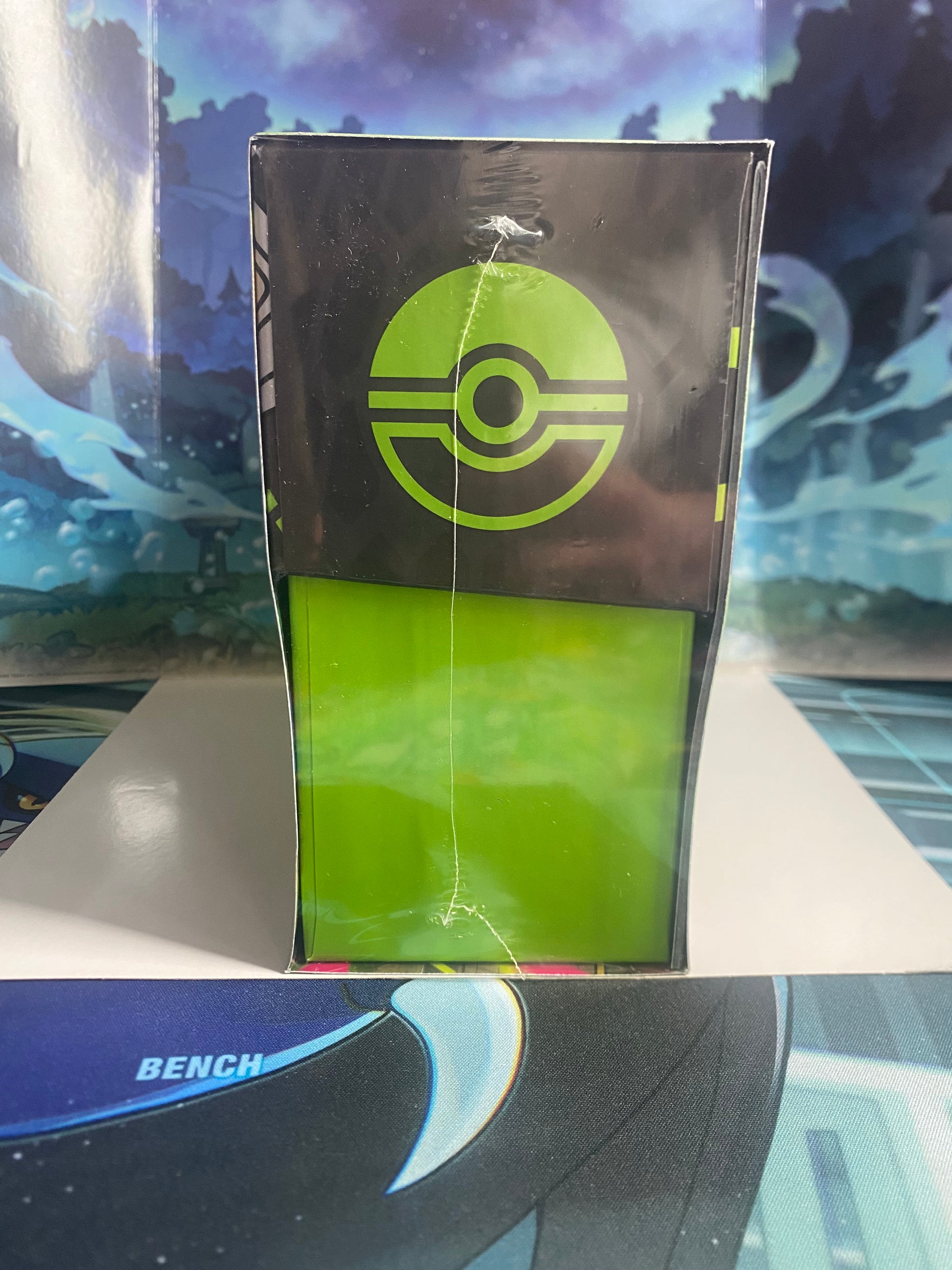 Perfect Order Pokémon Center ETB linker zijkant