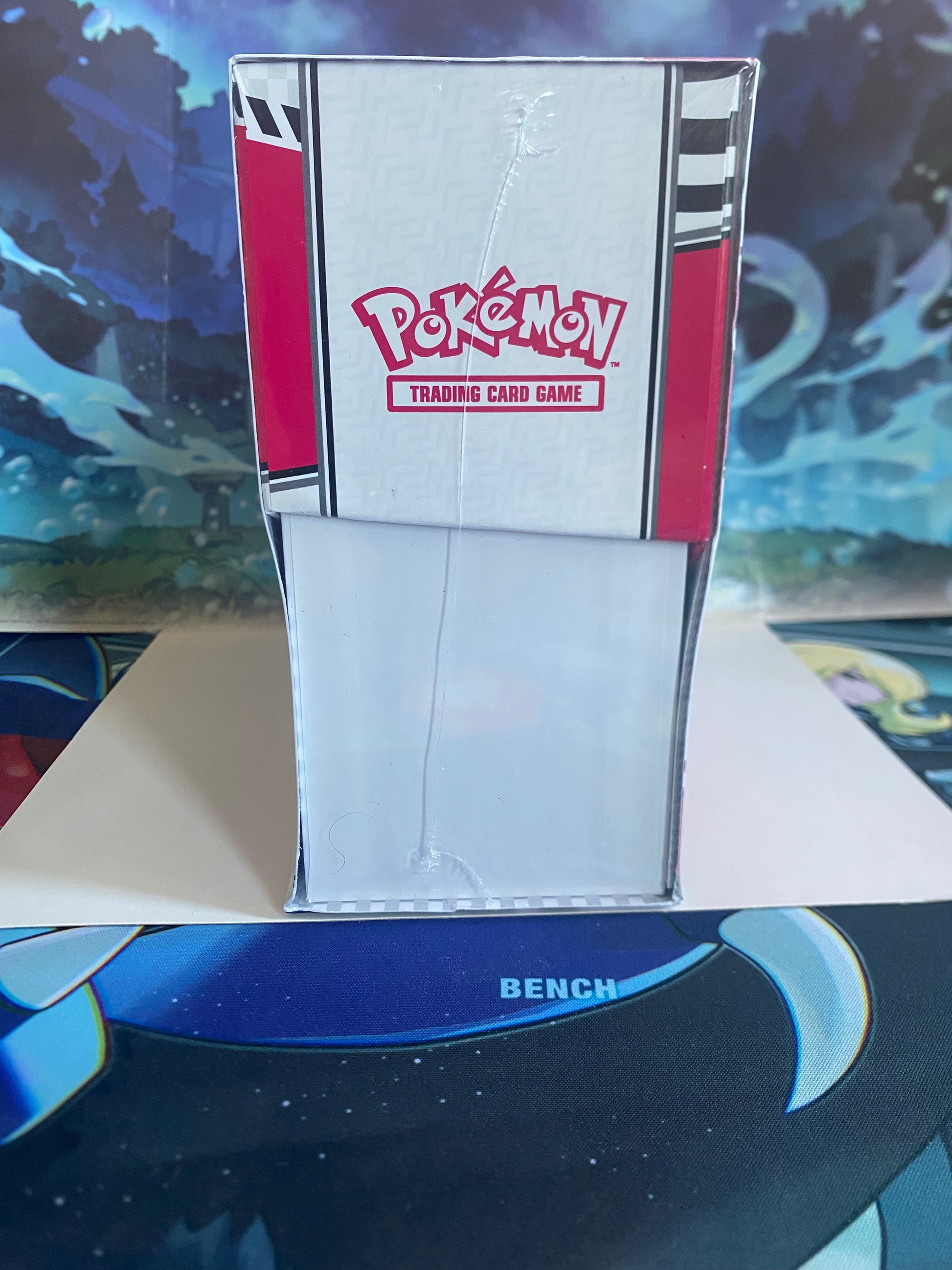 White Flare Pokémon Center ETB zijkant links