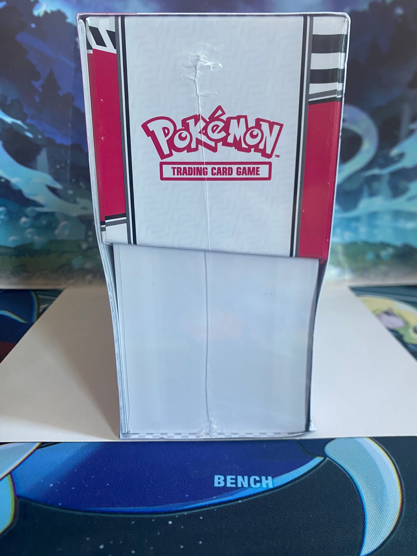 White Flare Pokémon Center ETB zijkant rechts